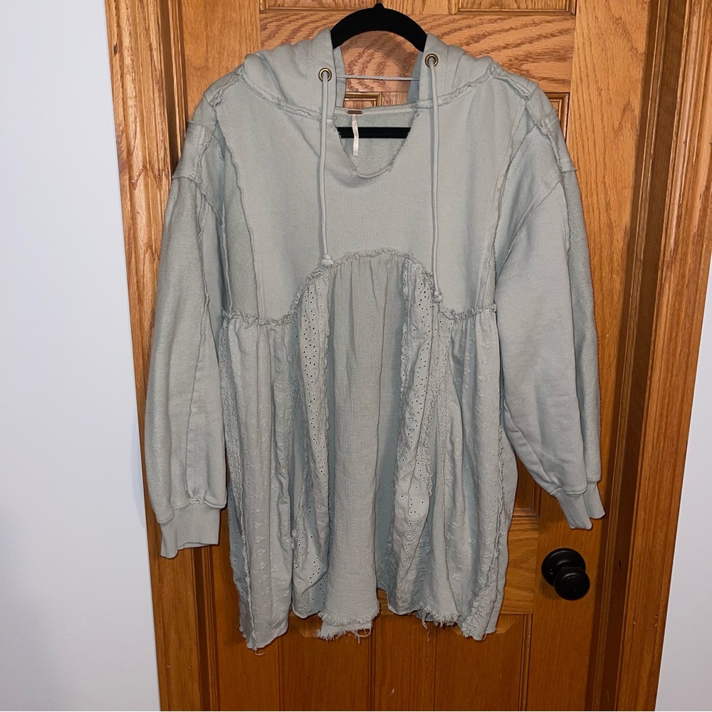 Free people sweatshirt